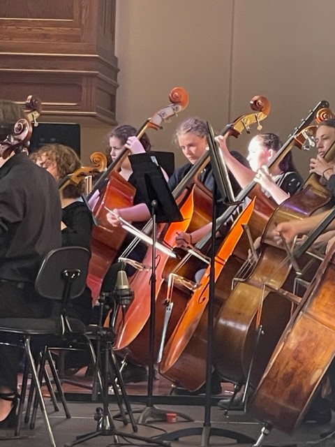 Music T1W2 Hilary Davis with double basses