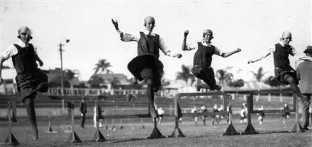 1926 House hurdles