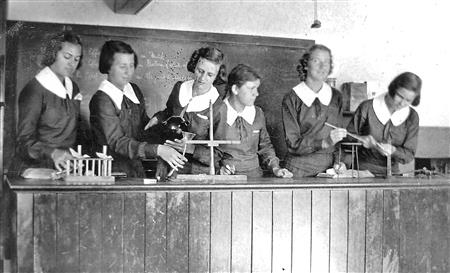 1939 Science Lab